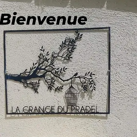 La Grange Du Pradel בית נופש