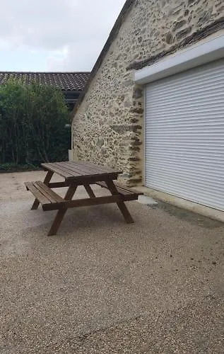 La Grange Du Pradel Dom wakacyjny *